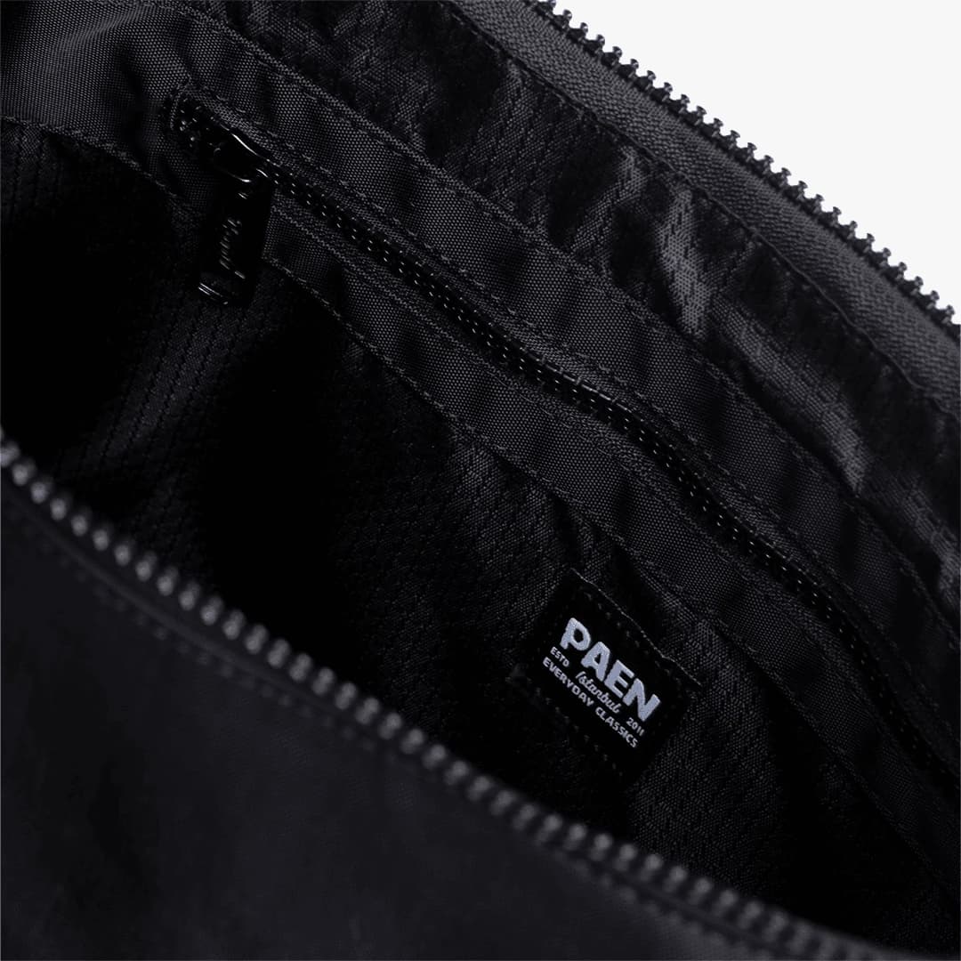 Medium Shoulder Bag